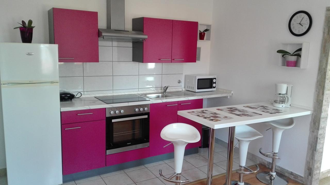 Apartment Dunja セニ エクステリア 写真